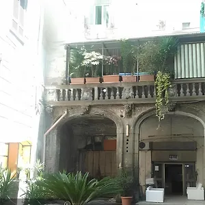 Aparthotel O' Scartellato, Napels